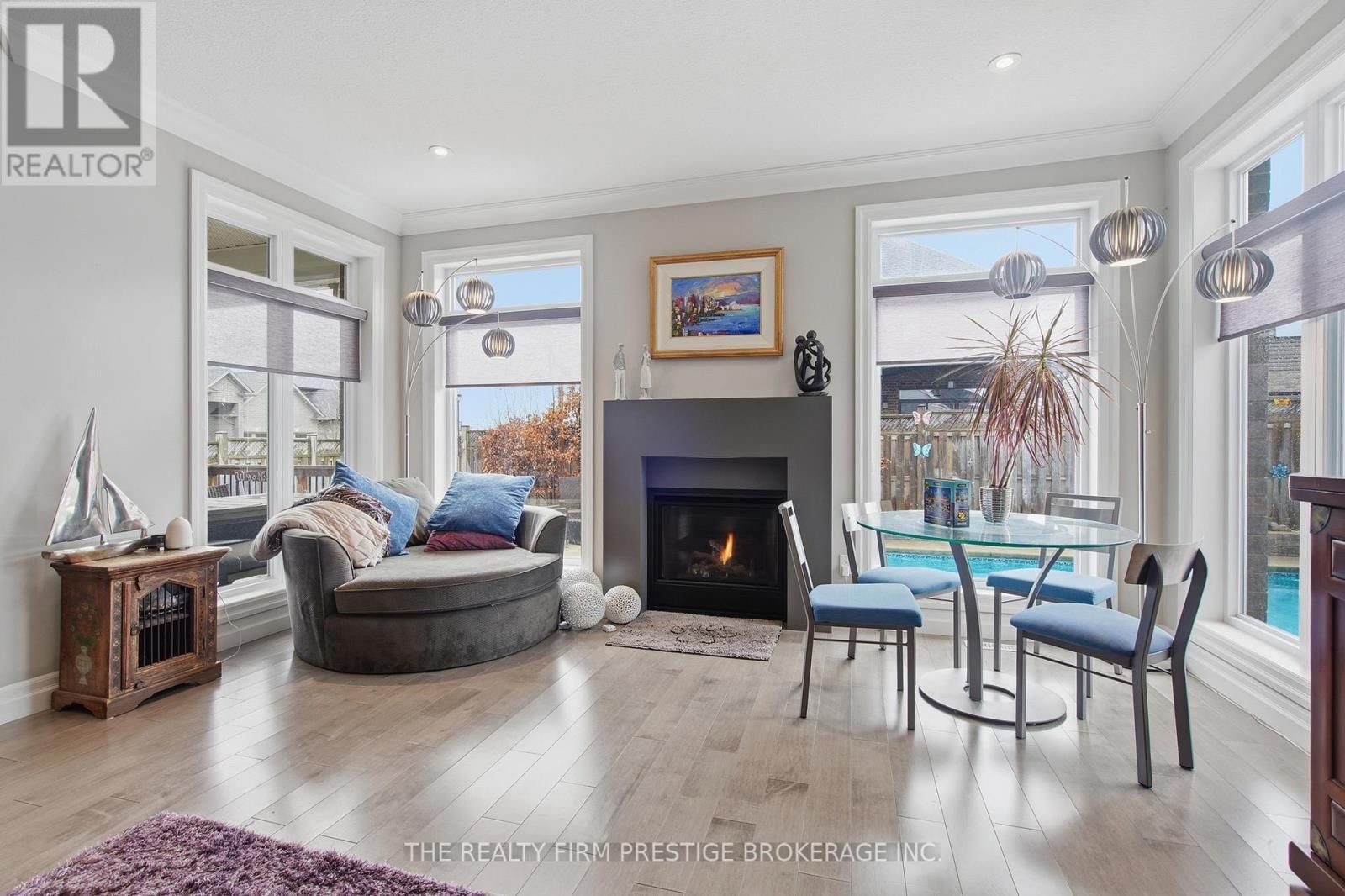 1104 COATES LANE Image 15