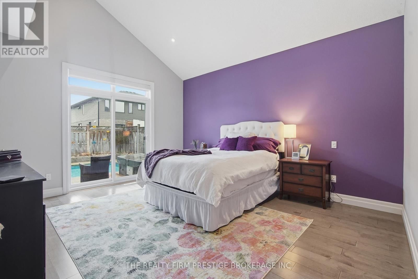 1104 COATES LANE Image 16