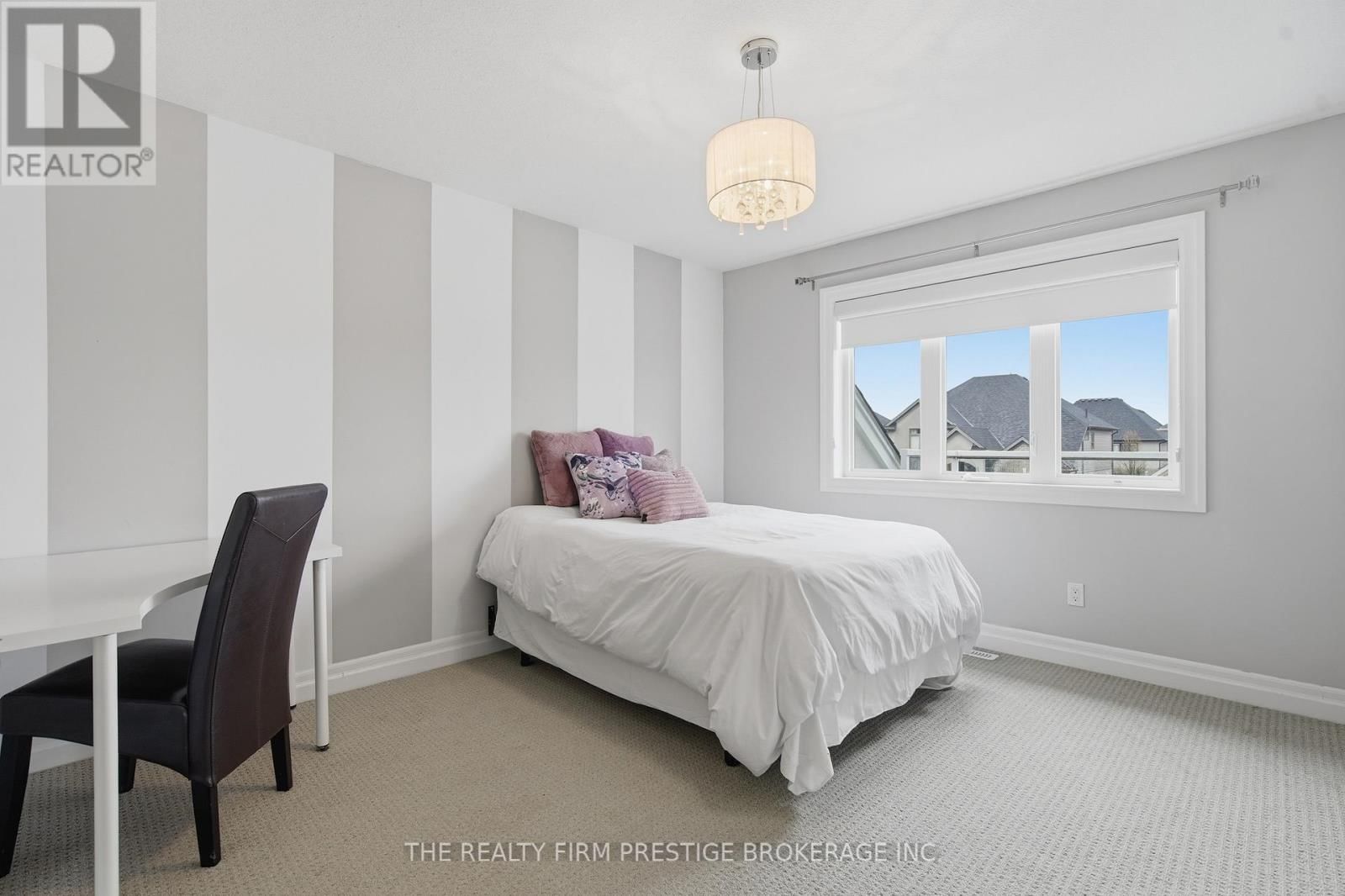 1104 COATES LANE Image 24