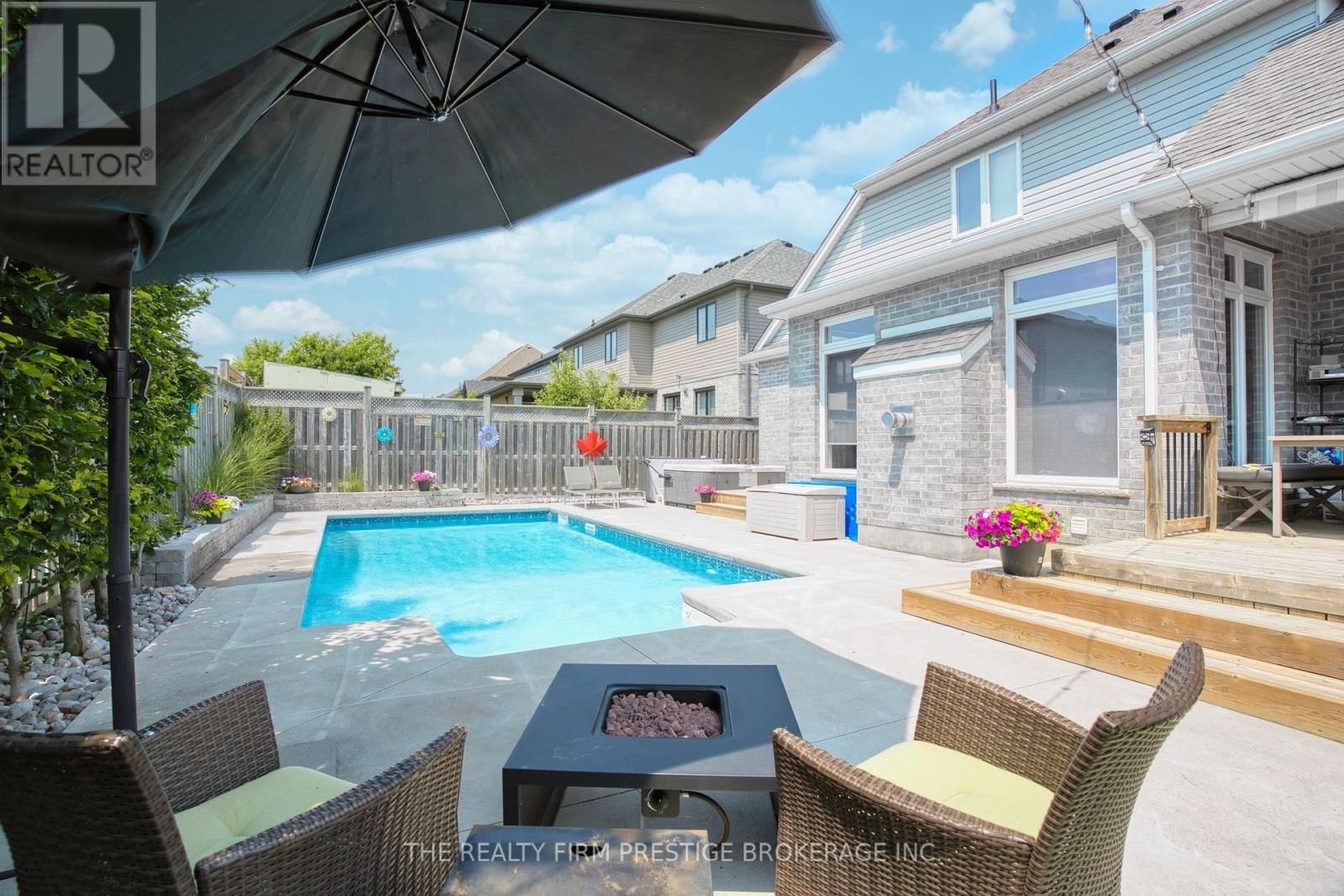 1104 COATES LANE Image 47