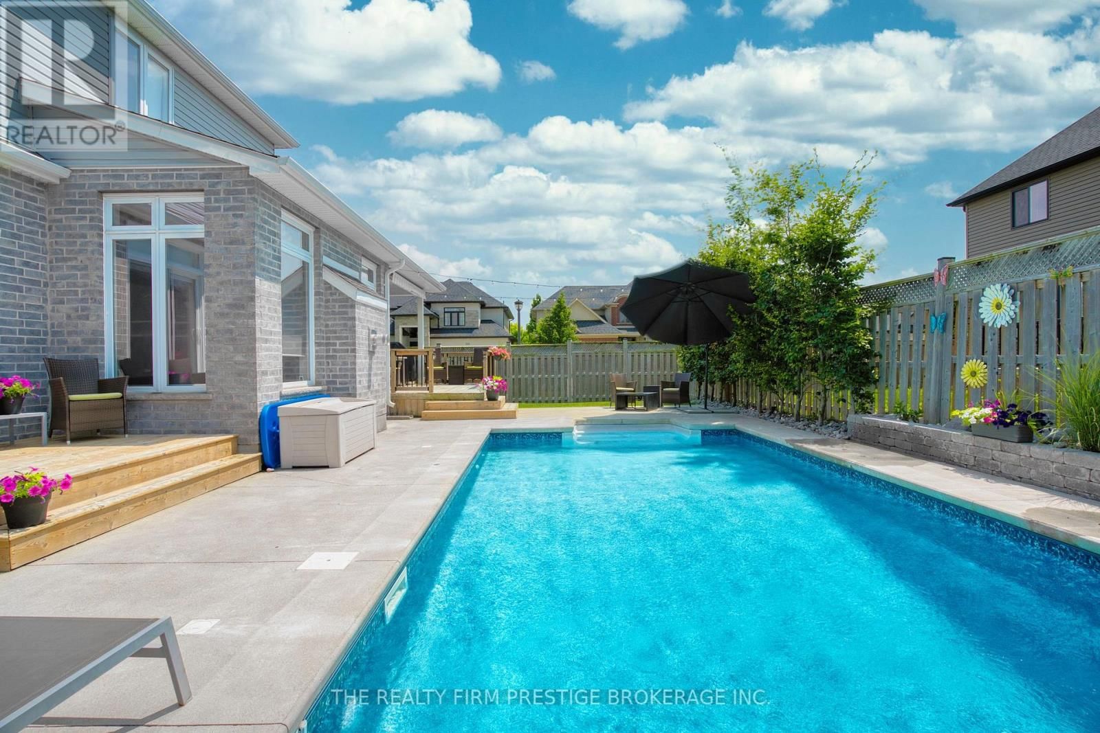 1104 COATES LANE Image 49