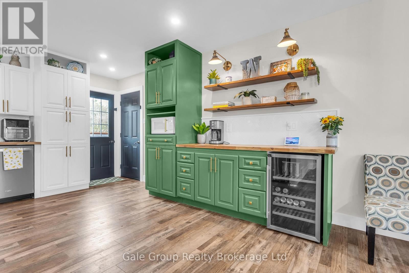 22 LORRAINE AVENUE Image 11