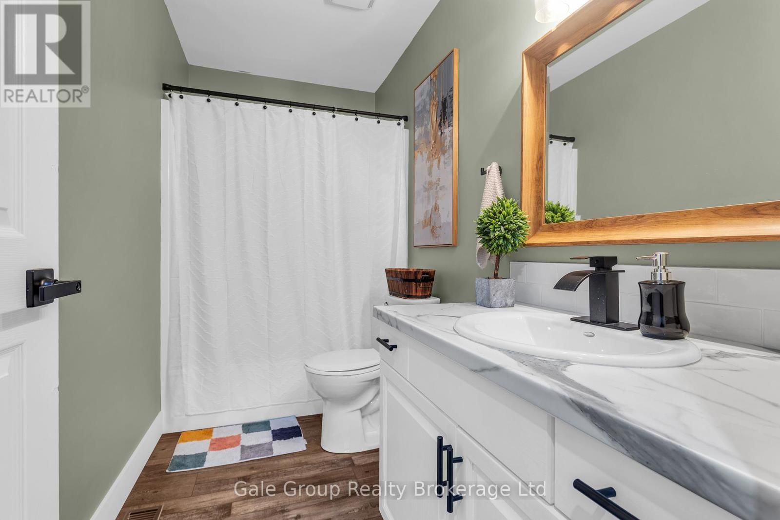 22 LORRAINE AVENUE Image 20