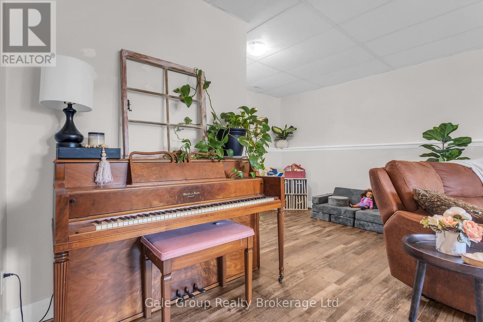 22 LORRAINE AVENUE Image 26