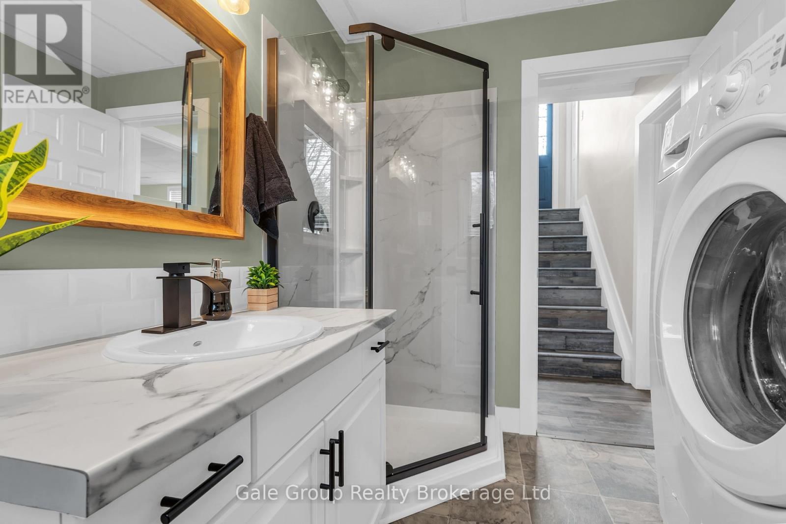 22 LORRAINE AVENUE Image 28