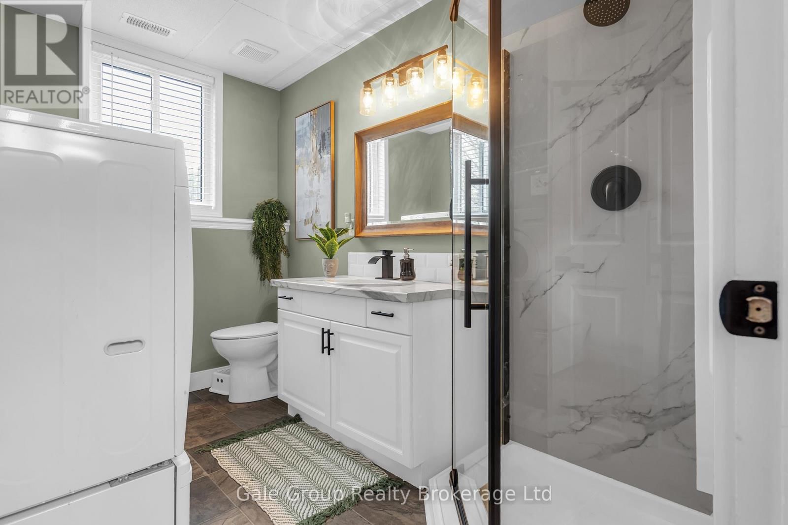 22 LORRAINE AVENUE Image 29