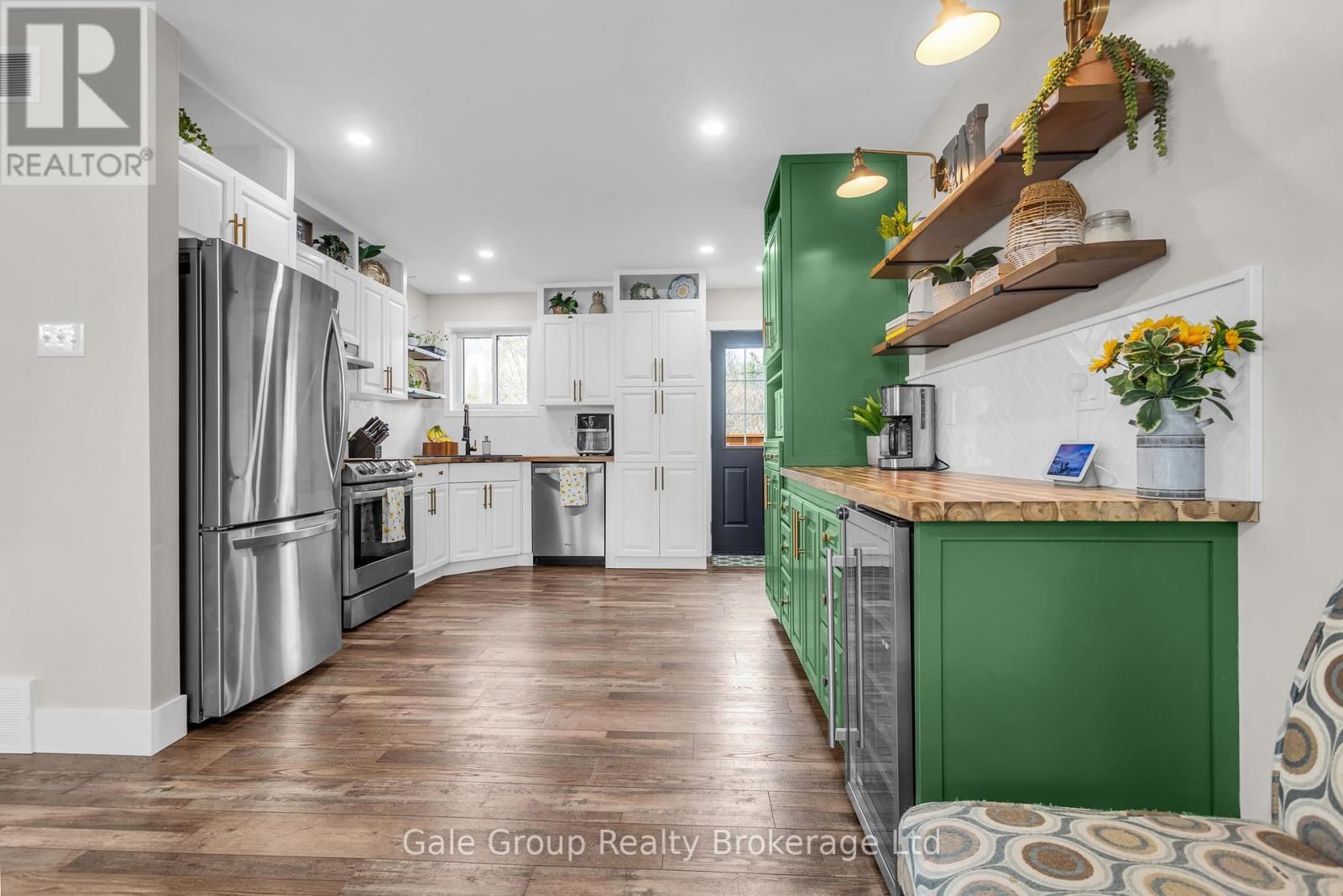 22 LORRAINE AVENUE Image 6