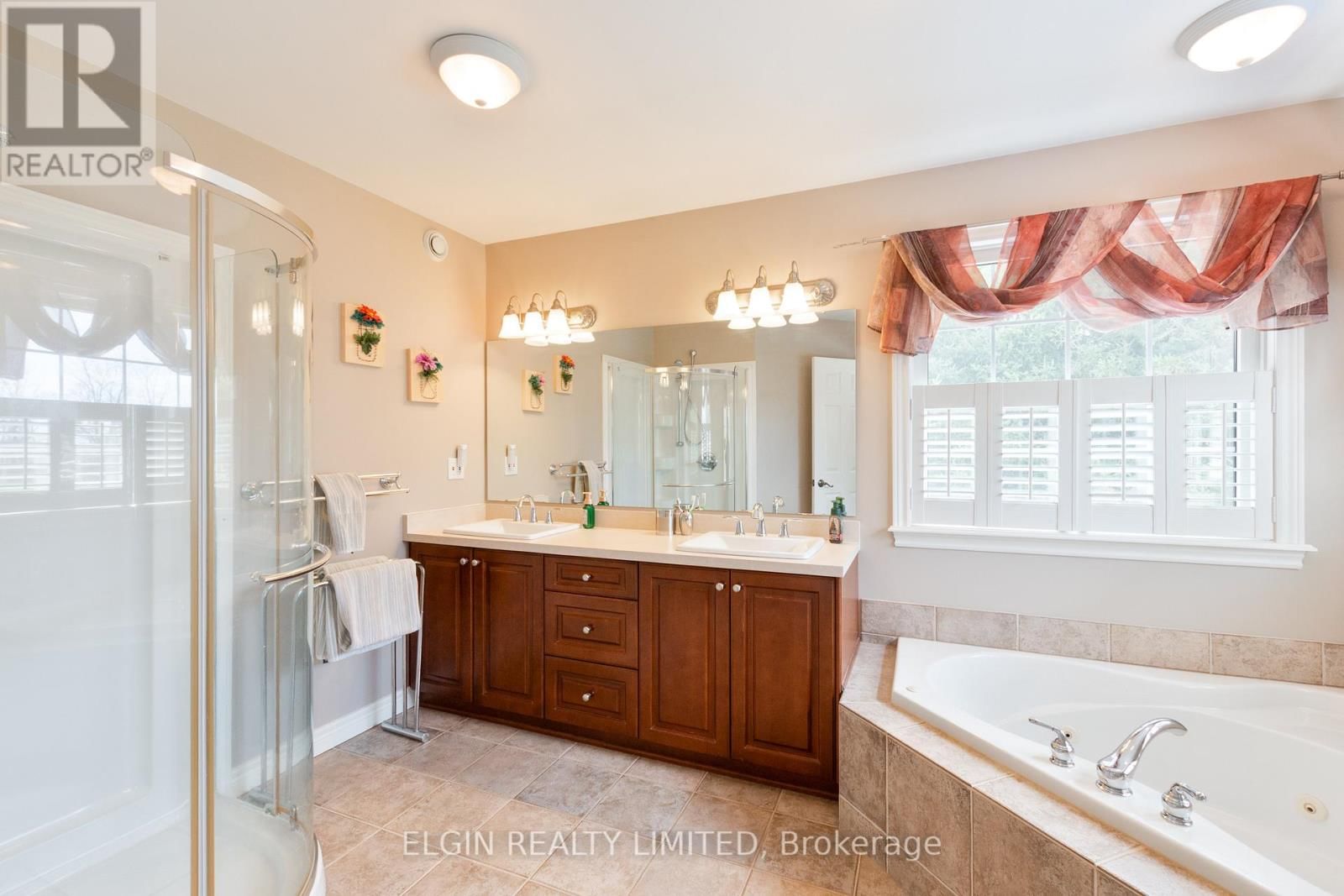 46485 SPARTA LINE Image 25