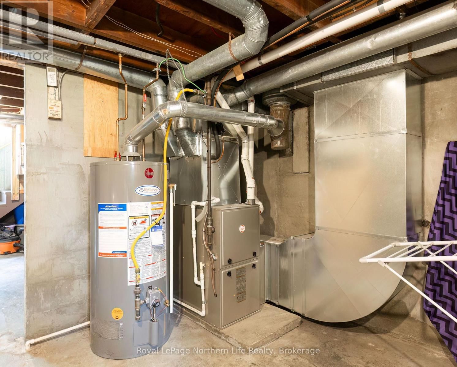 306 SPETZ AVENUE Image 24