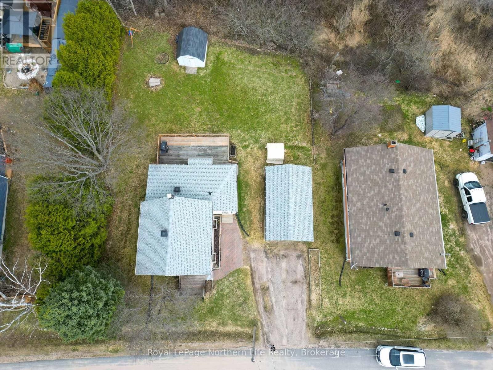 306 SPETZ AVENUE Image 31