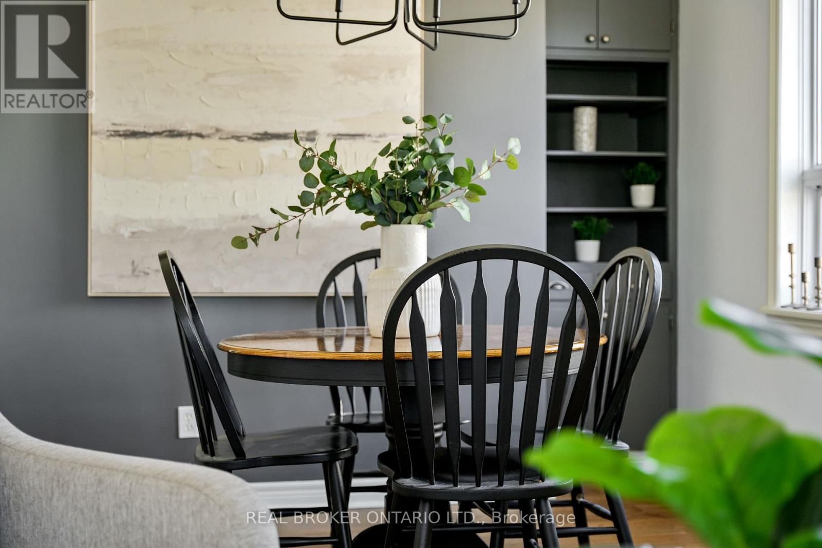 121 GOODFELLOW ROAD EAST Image 11