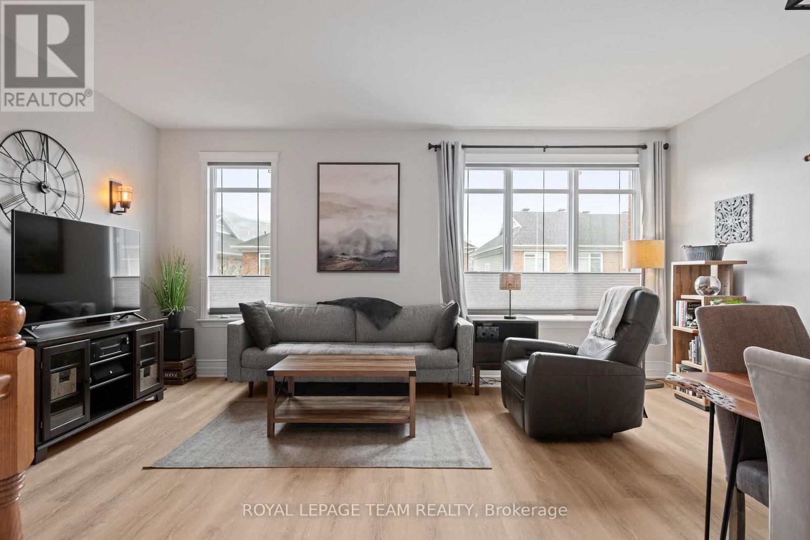 173 WEST VILLAGE PRIVATE Image 10