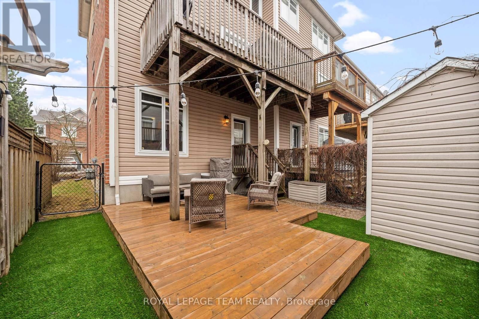 173 WEST VILLAGE PRIVATE Image 2