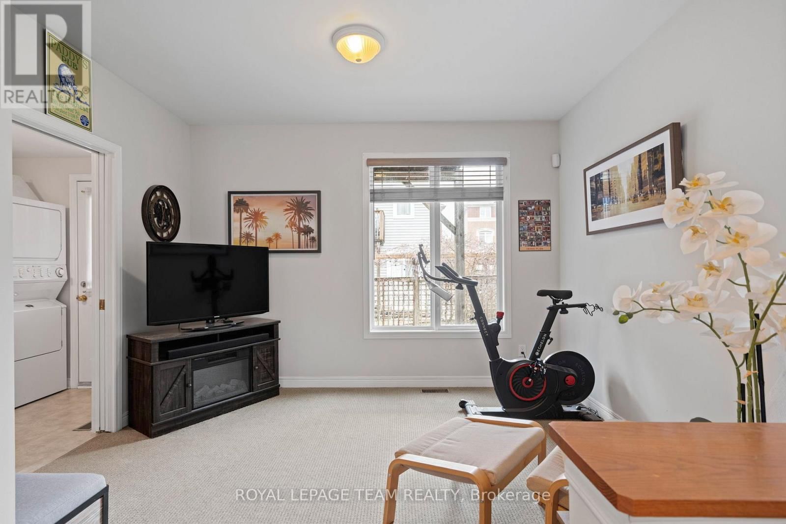 173 WEST VILLAGE PRIVATE Image 28