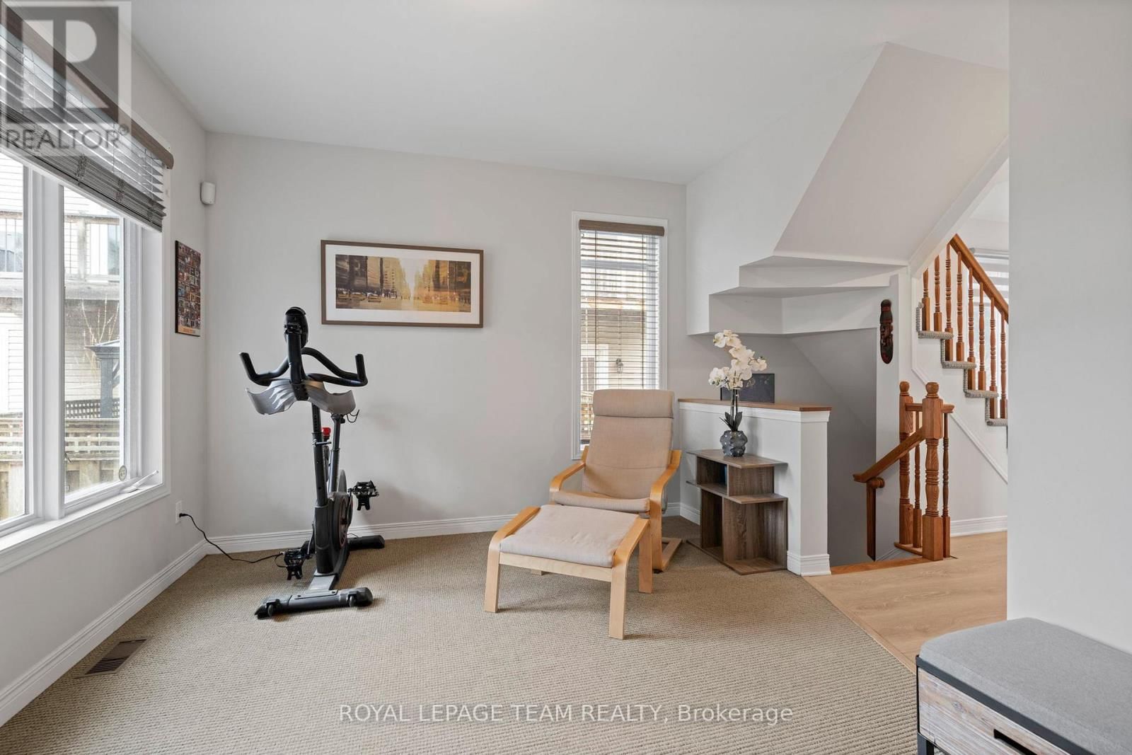 173 WEST VILLAGE PRIVATE Image 29