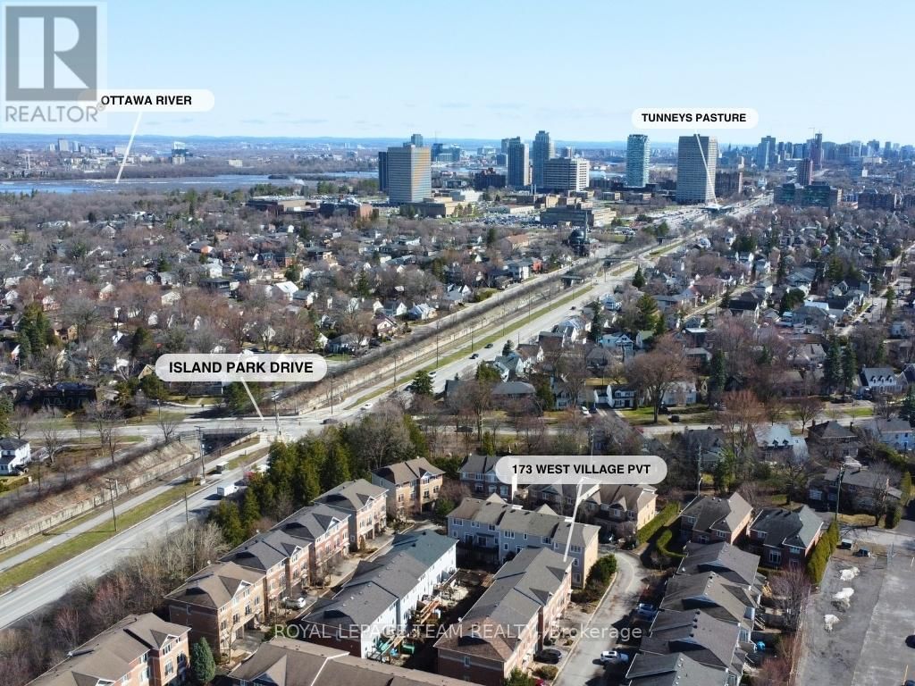 173 WEST VILLAGE PRIVATE Image 35