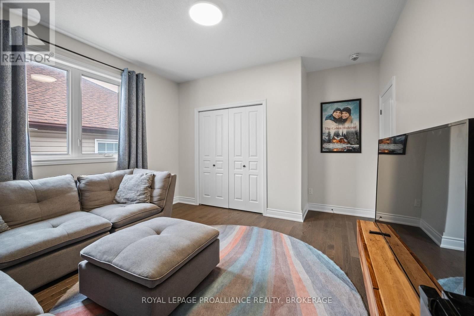 1567 ALBANY DRIVE Image 27