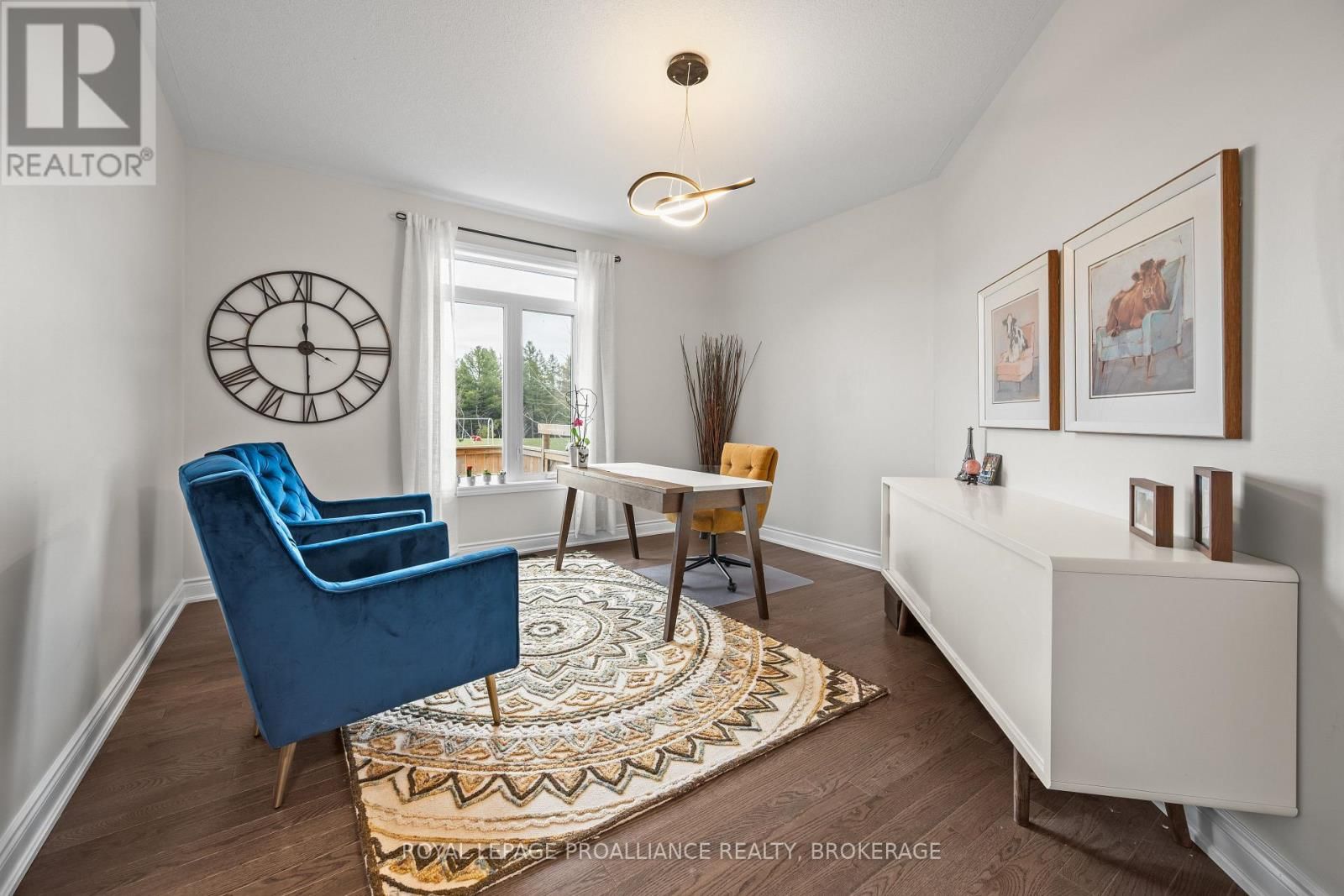 1567 ALBANY DRIVE Image 8