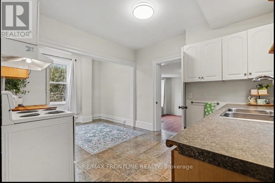 101 PETER STREET Image 17