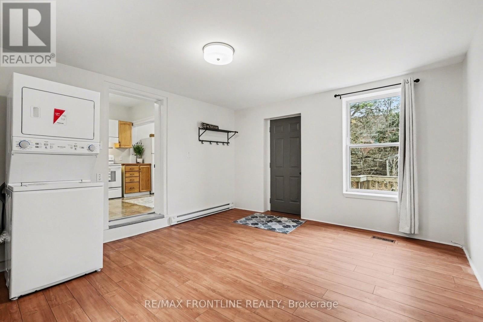 101 PETER STREET Image 18