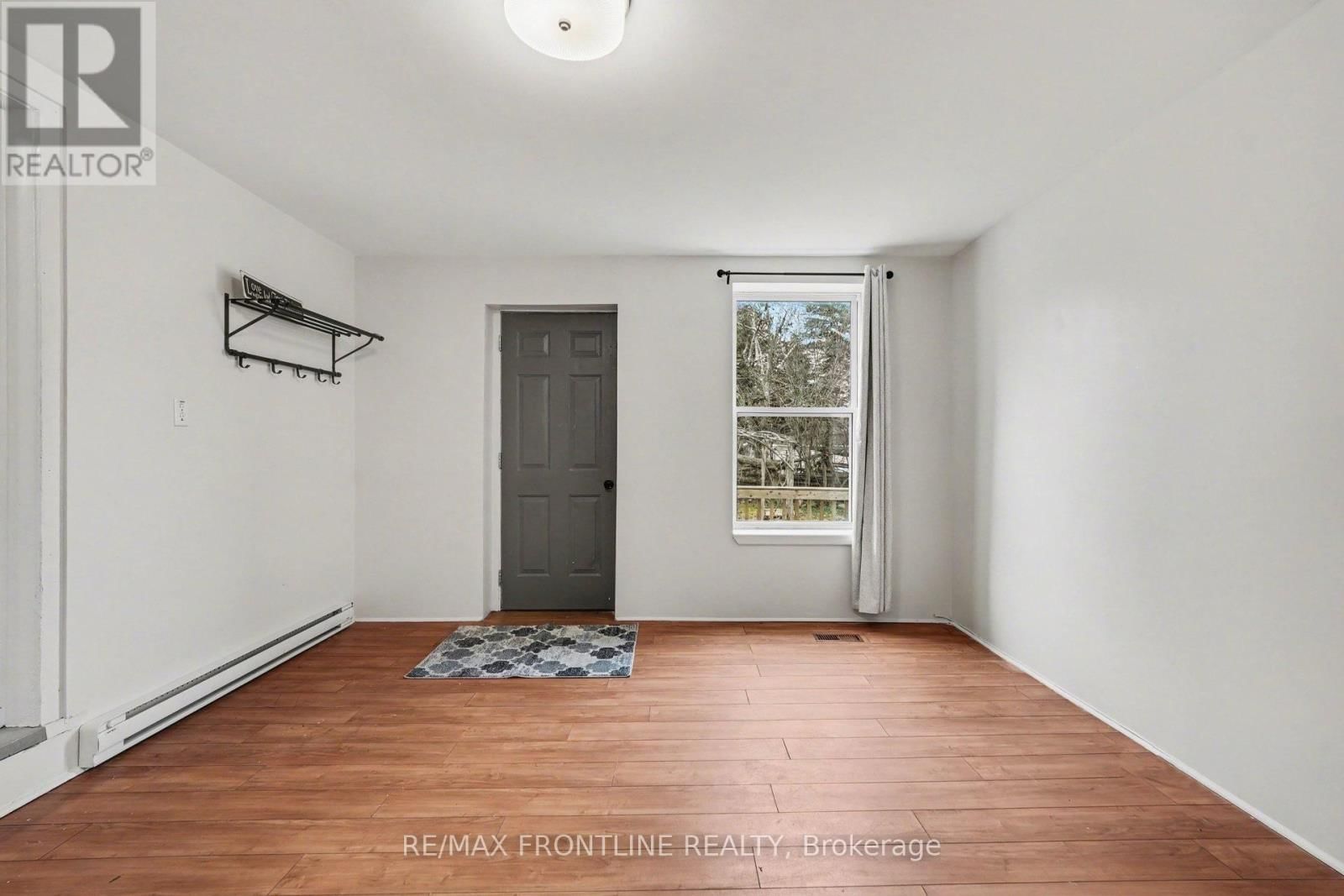 101 PETER STREET Image 19