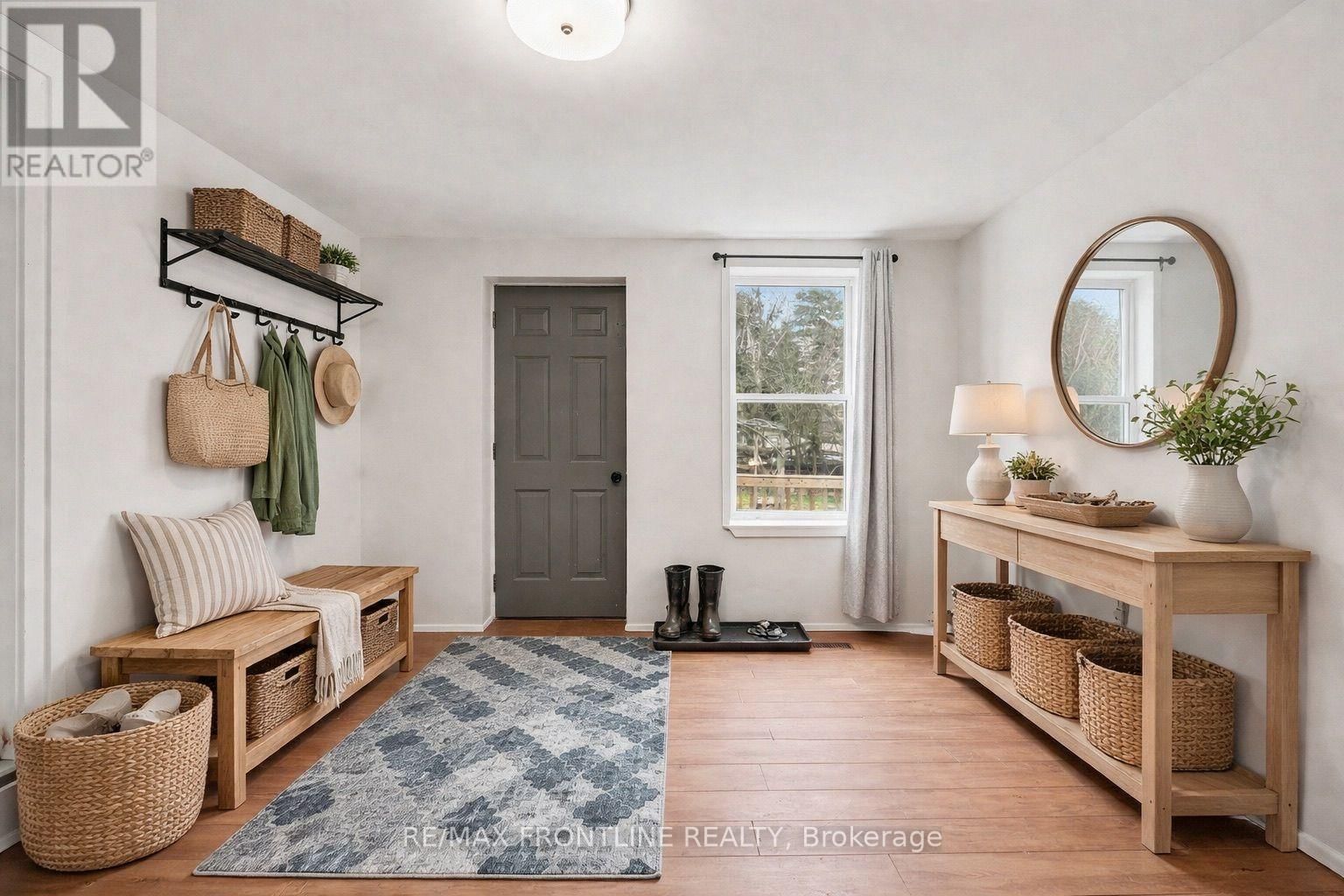 101 PETER STREET Image 20