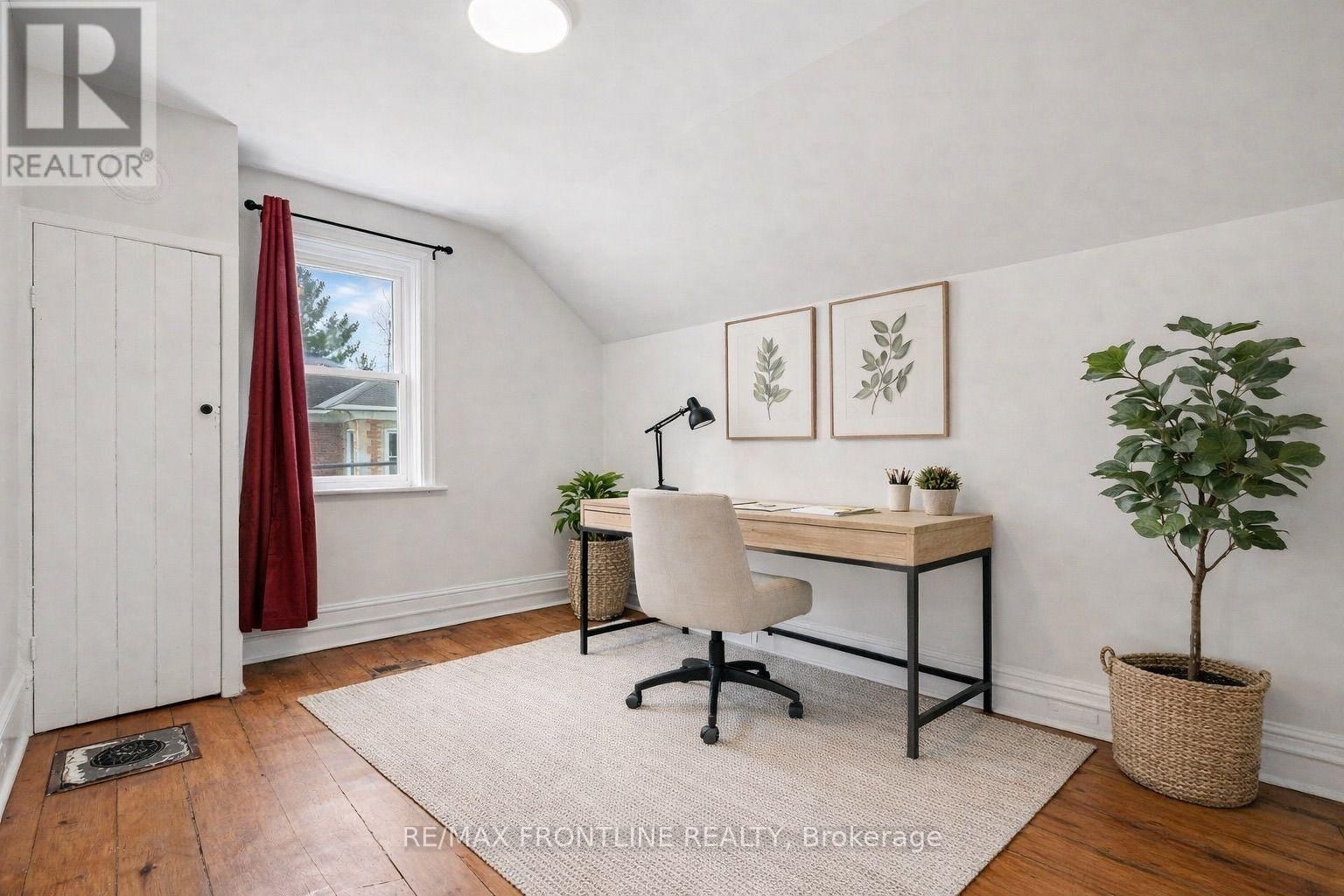 101 PETER STREET Image 26