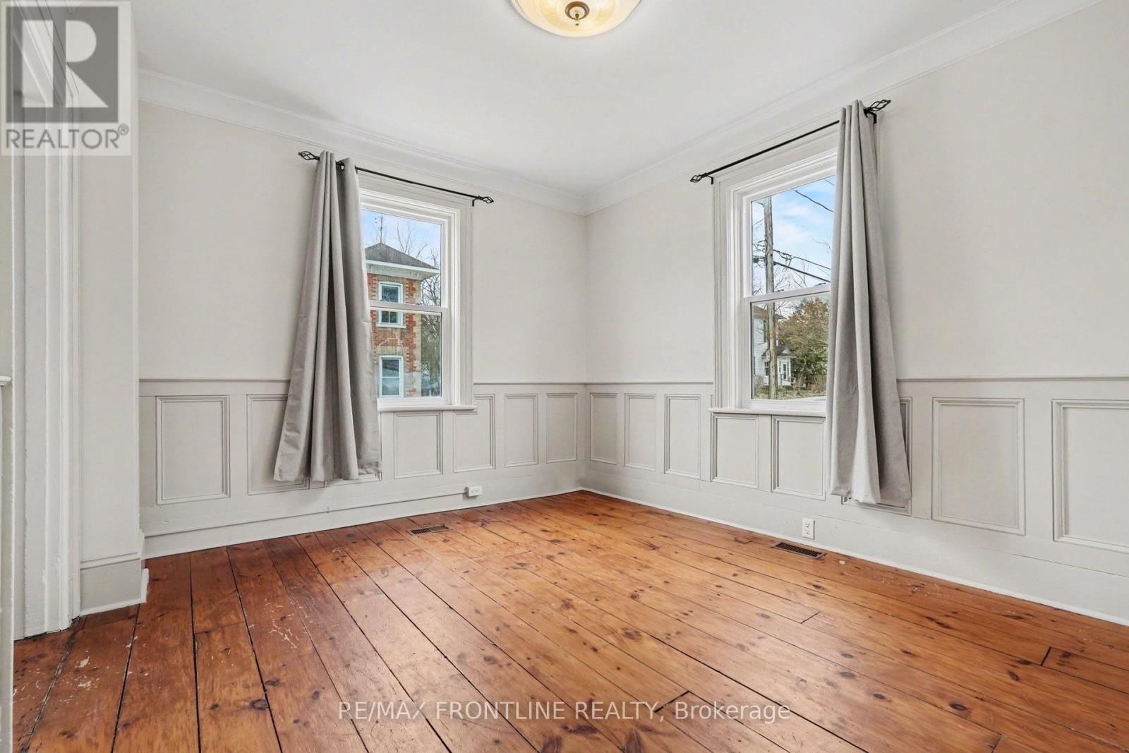 101 PETER STREET Image 6