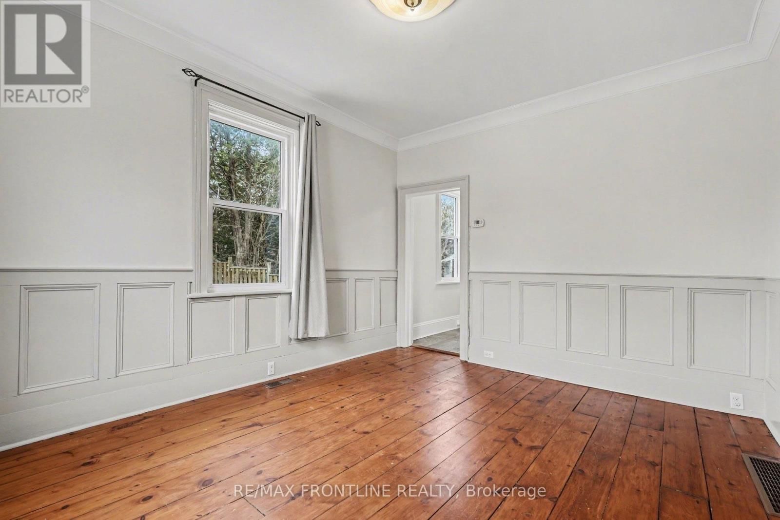 101 PETER STREET Image 9