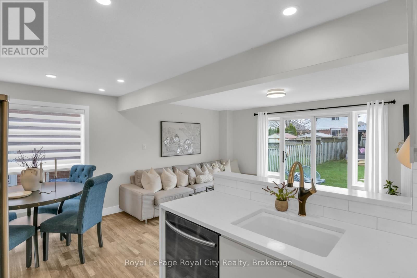 155 STEPHANIE DRIVE Image 12