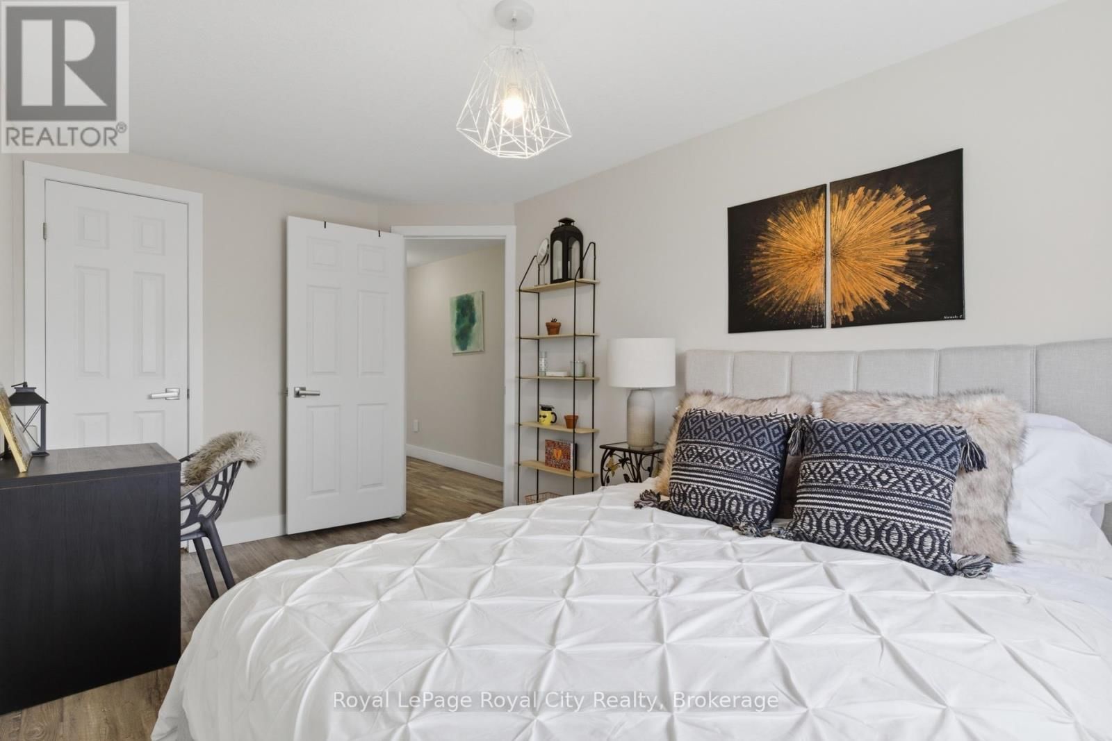 155 STEPHANIE DRIVE Image 24