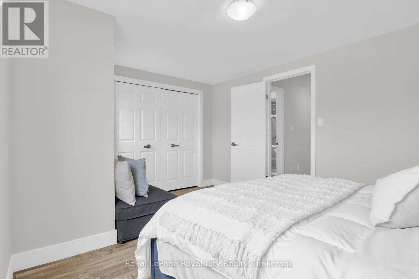 155 STEPHANIE DRIVE Image 27