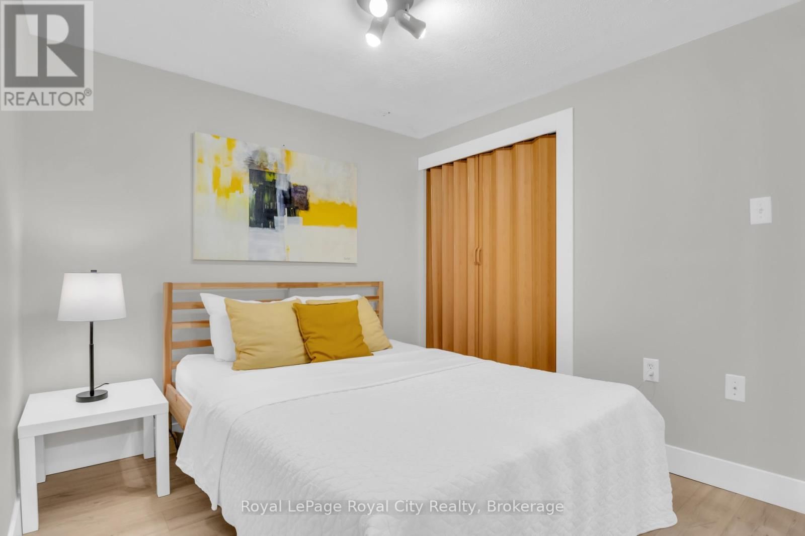 155 STEPHANIE DRIVE Image 34