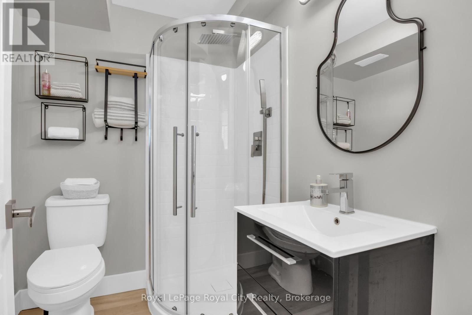 155 STEPHANIE DRIVE Image 36