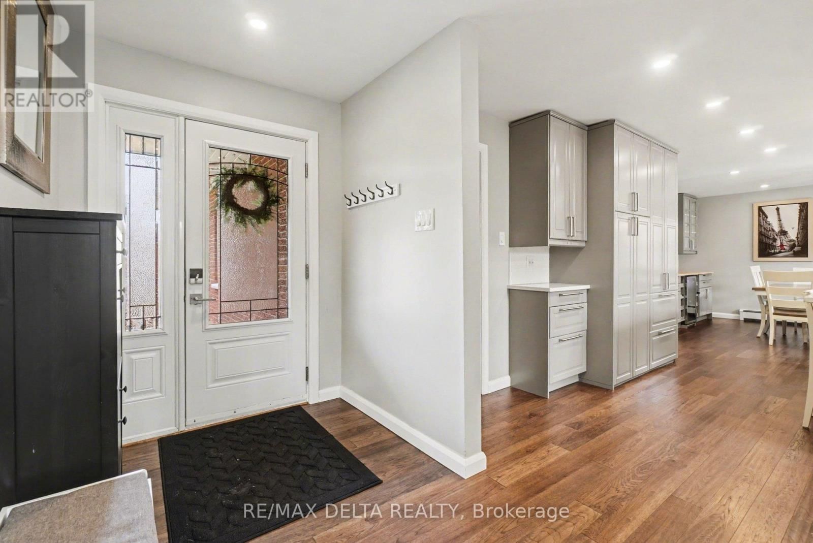 2021 DES PINS STREET Image 8