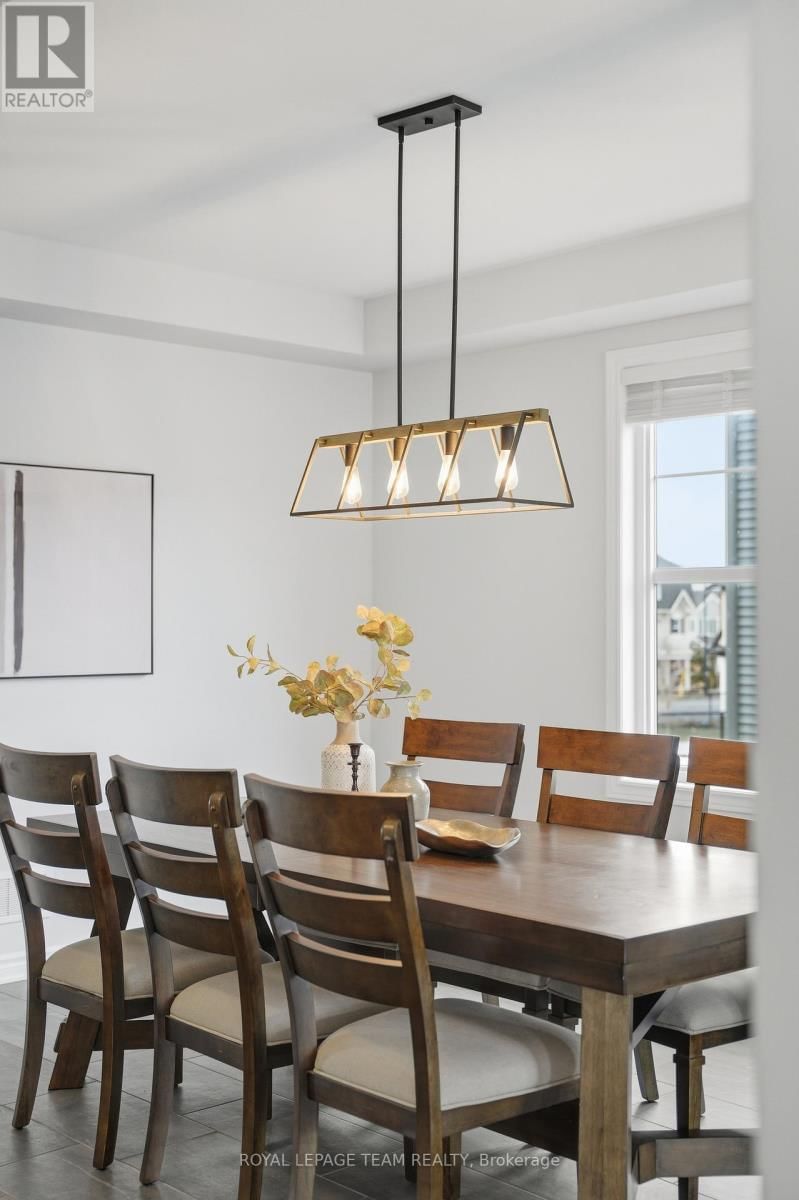 643 RYE GRASS WAY Image 12