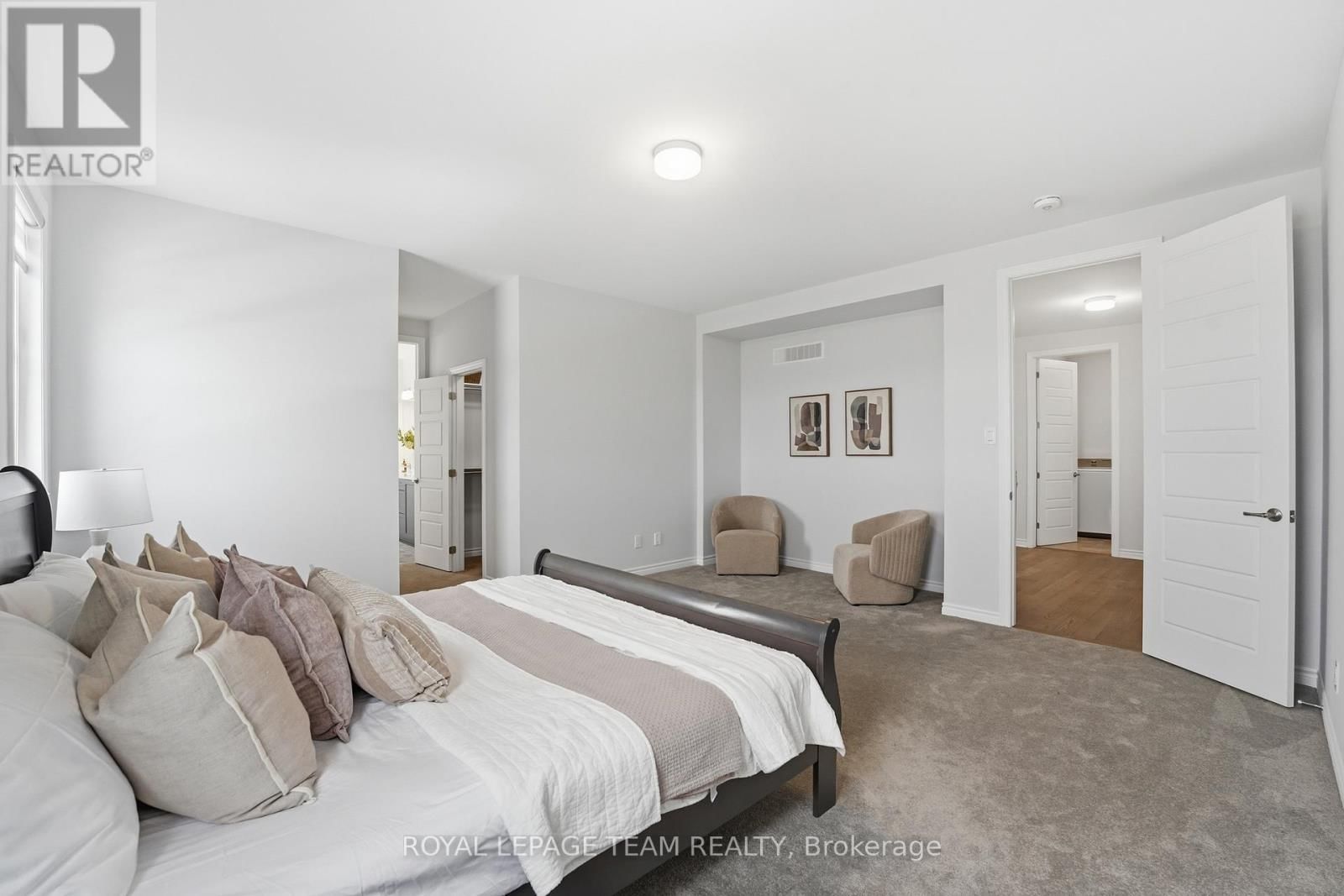 643 RYE GRASS WAY Image 32