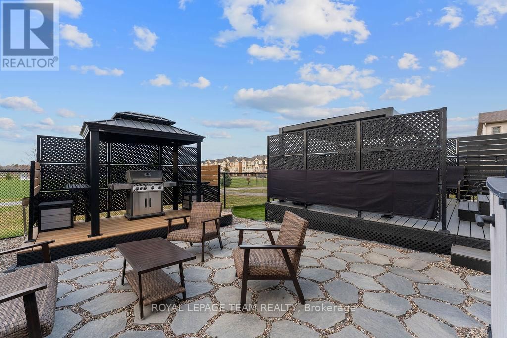 643 RYE GRASS WAY Image 46