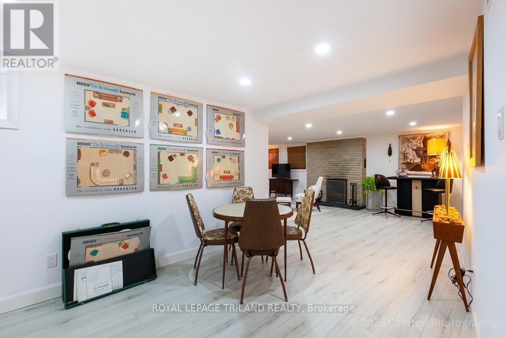 423 MOORE STREET Image 33