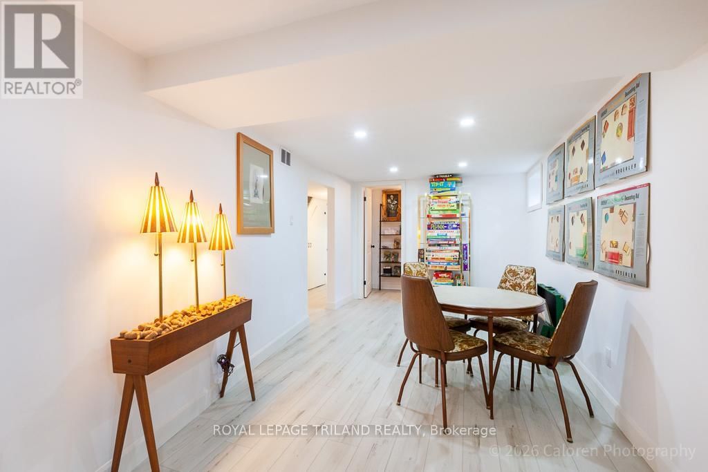 423 MOORE STREET Image 34