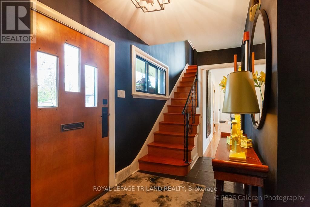 423 MOORE STREET Image 4