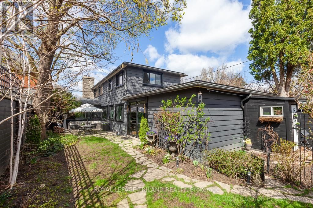 423 MOORE STREET Image 45