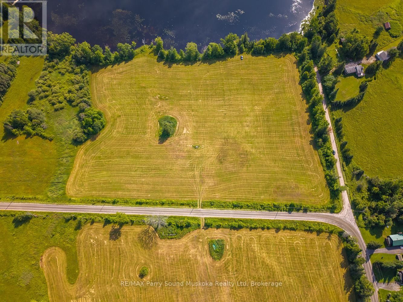 515 BALSAM ROAD Image 14