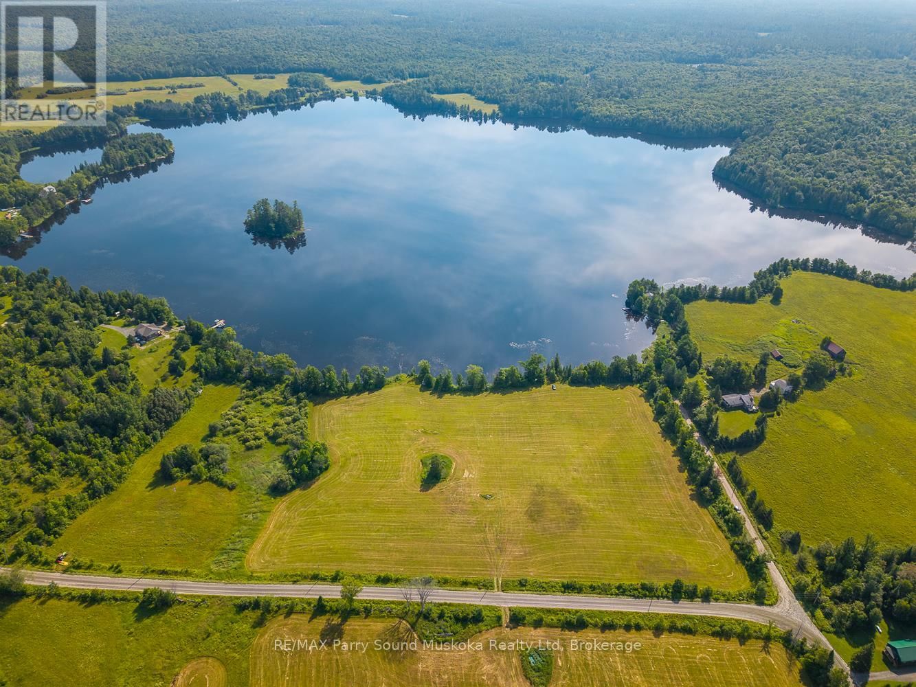 515 BALSAM ROAD Image 2