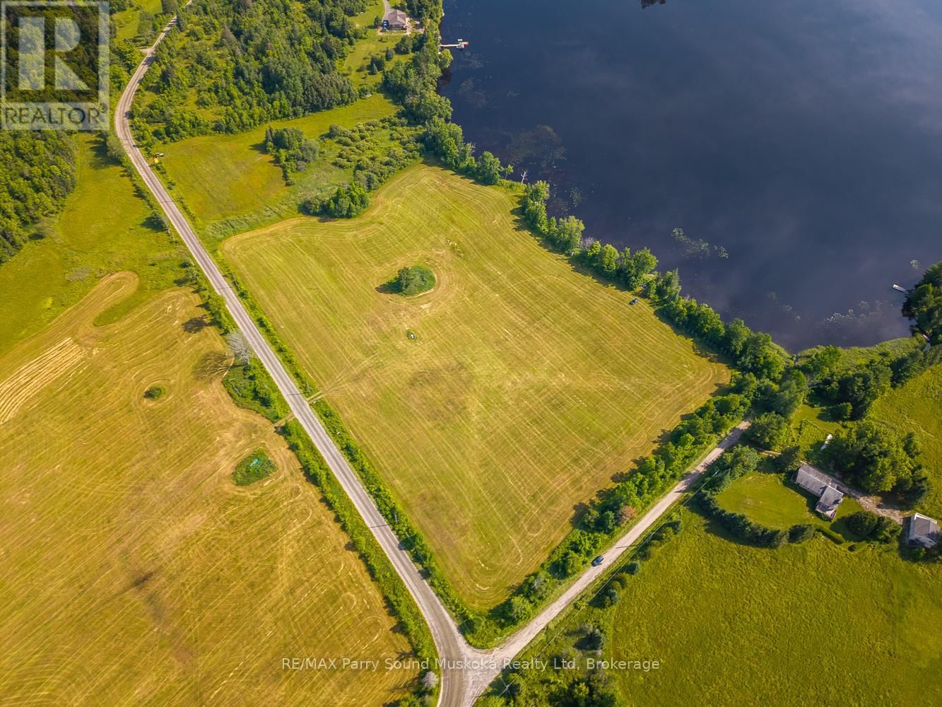 515 BALSAM ROAD Image 6