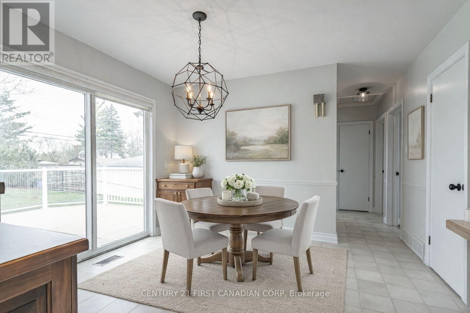 256 SOUTHCREST DRIVE Image 23