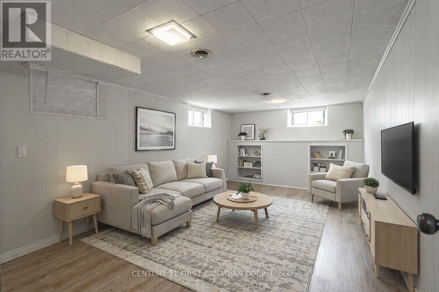 256 SOUTHCREST DRIVE Image 31