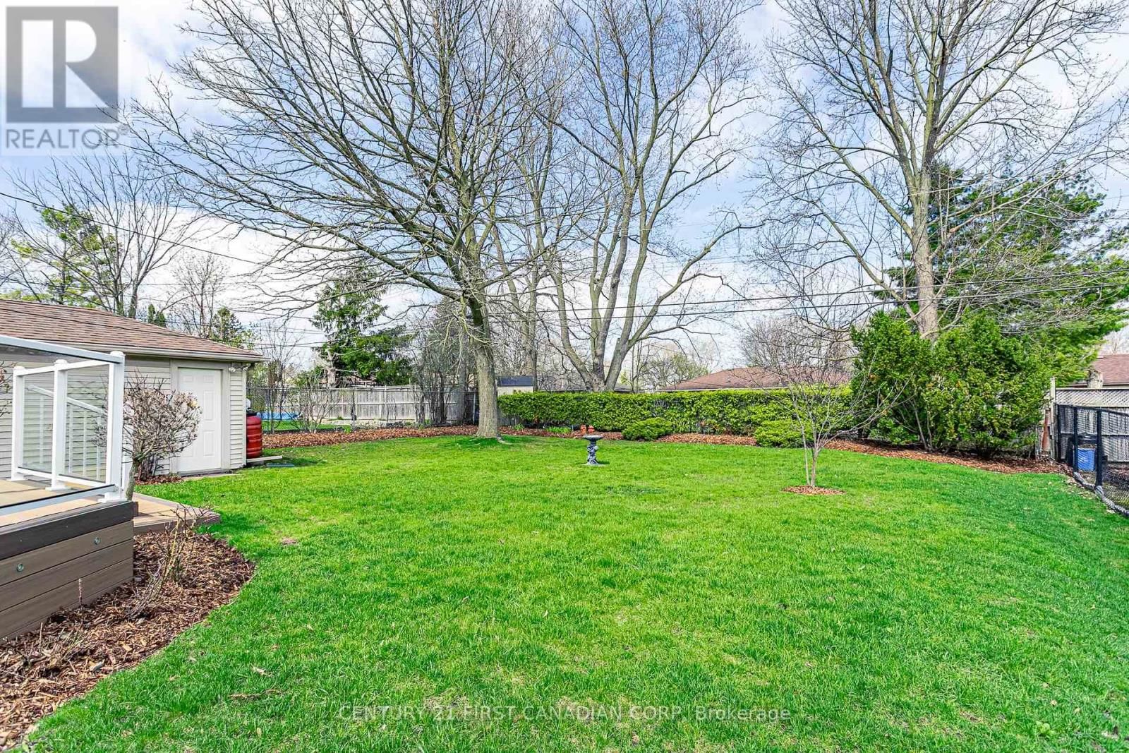 256 SOUTHCREST DRIVE Image 45