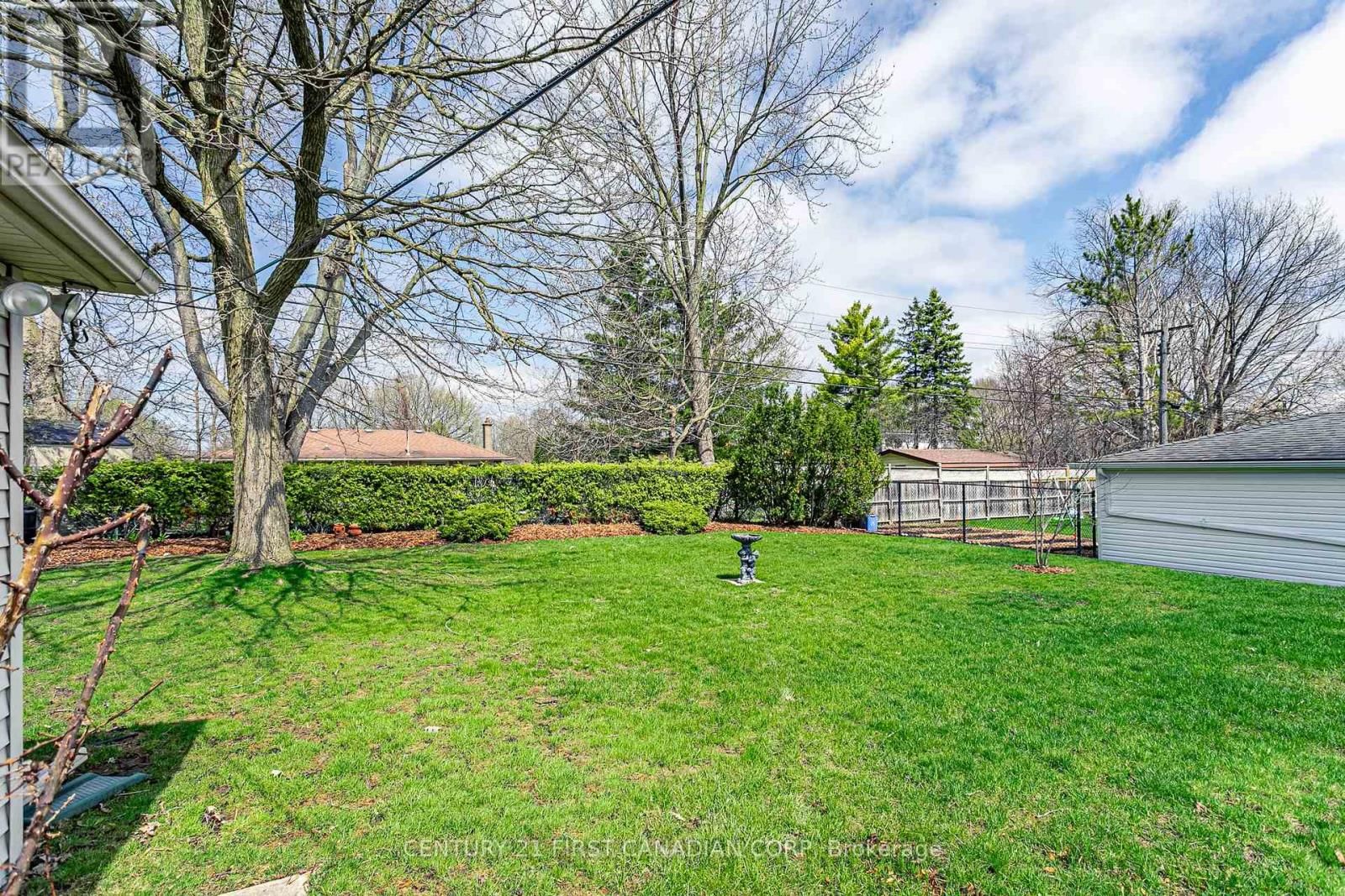 256 SOUTHCREST DRIVE Image 46