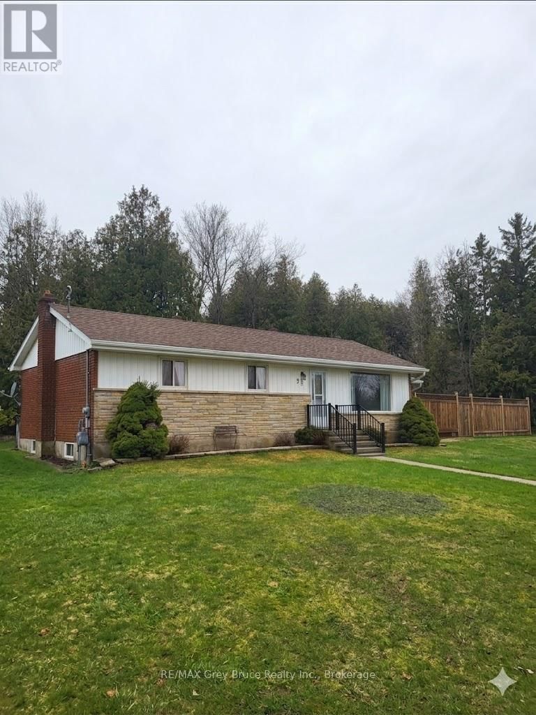 32 GARAFRAXA STREET Image 3